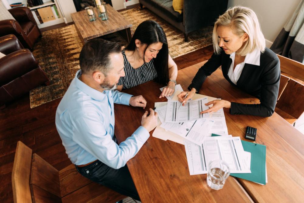 Financial advisors for working-class families